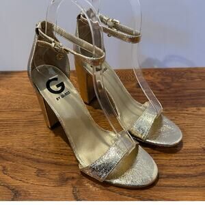 G by Guess Shantel Open Toe Strappy Sandals Metallic Gold Size 7.5 Party Shoes